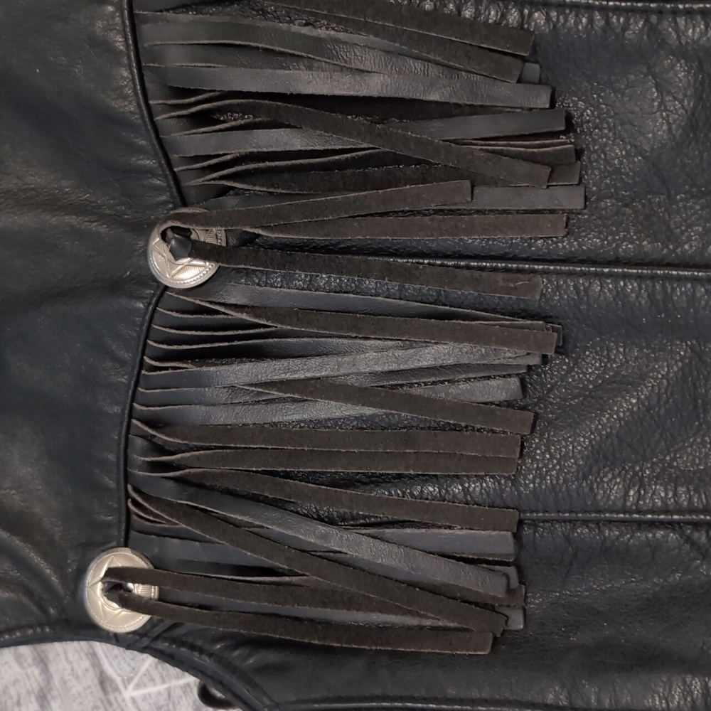 Vintage Harley Davidson Motorcycle Vest- Black Fringe - Picture 3 of 8